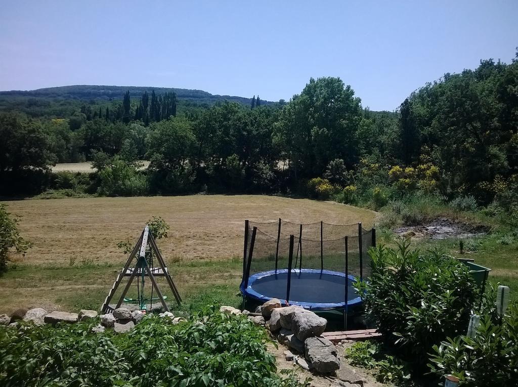 Bed and Breakfast Le Val Léron à Valaurie Extérieur photo
