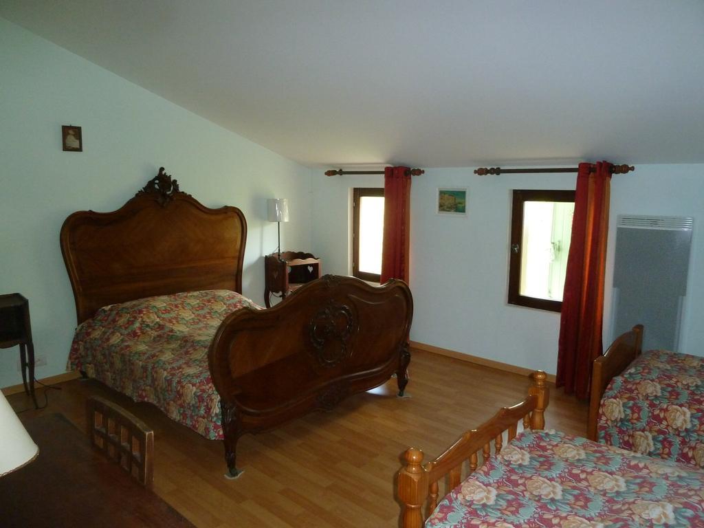Bed and Breakfast Le Val Léron à Valaurie Extérieur photo
