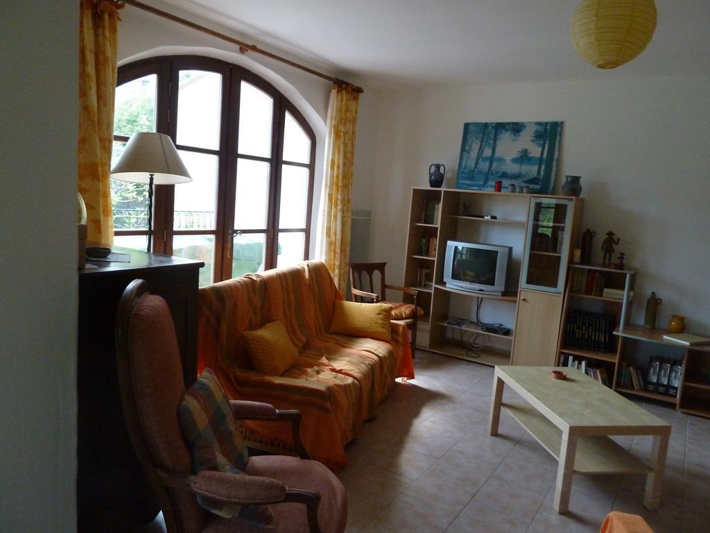 Bed and Breakfast Le Val Léron à Valaurie Extérieur photo