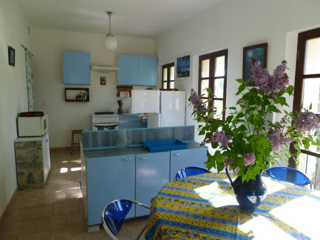 Bed and Breakfast Le Val Léron à Valaurie Extérieur photo