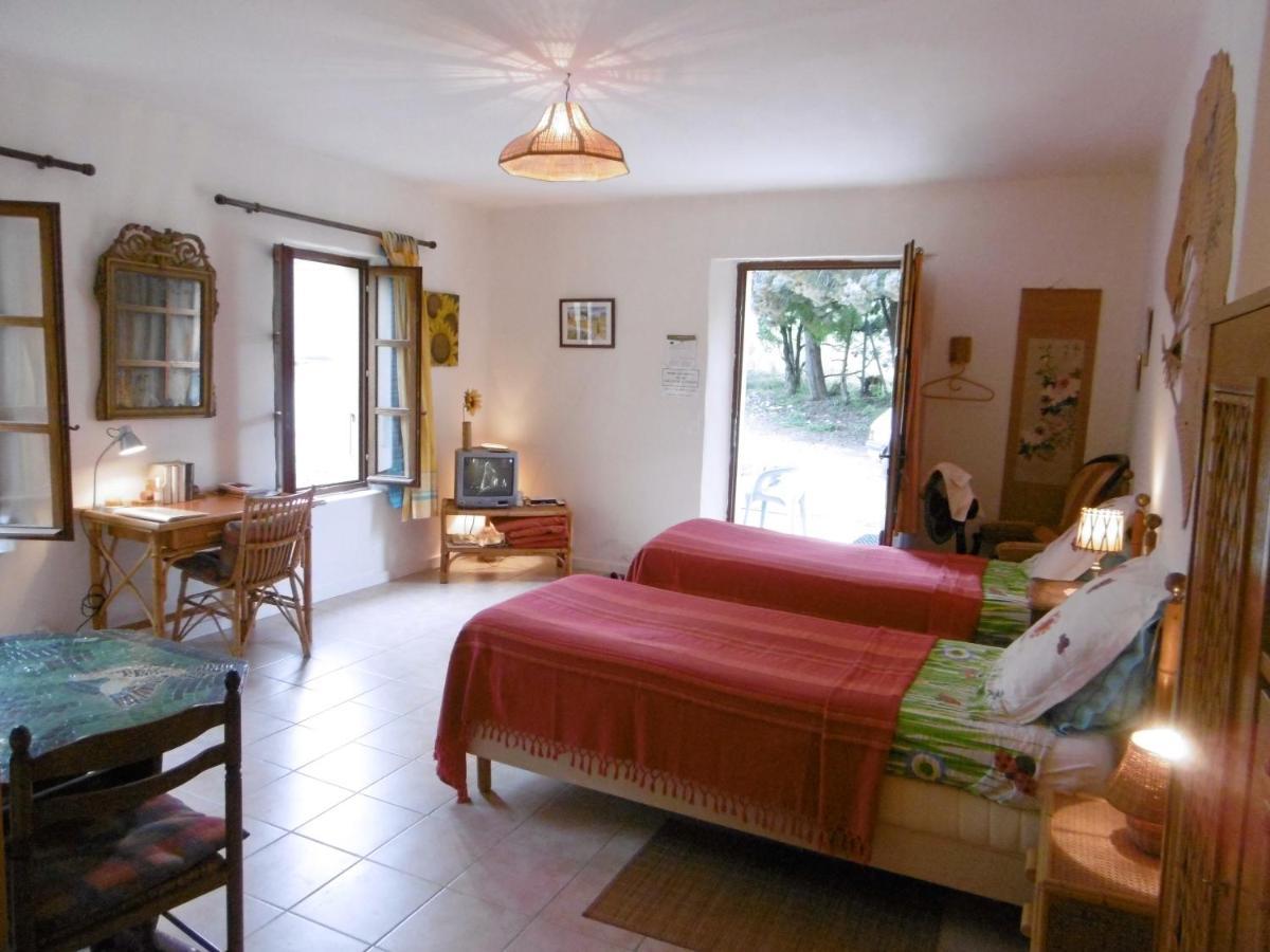 Bed and Breakfast Le Val Léron à Valaurie Extérieur photo